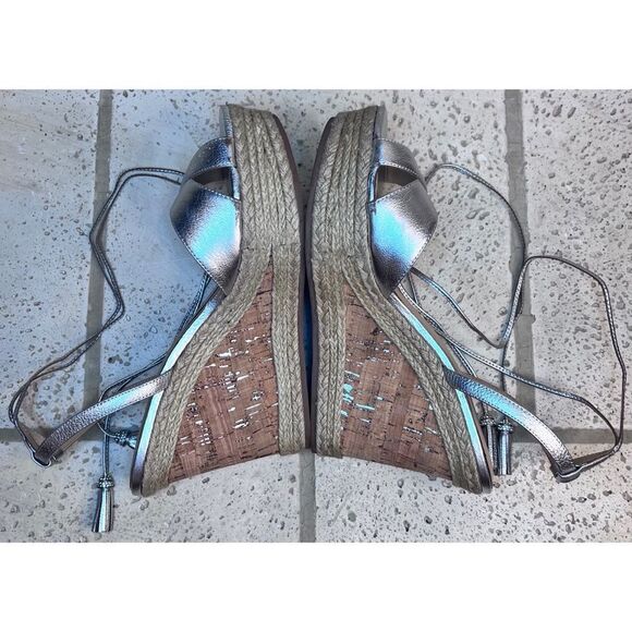 Badgley Mishka Silver Leather Cork Wedge Ankle Tie Diamond Tassel Sandals Sz 8.5 - Picture 8 of 15